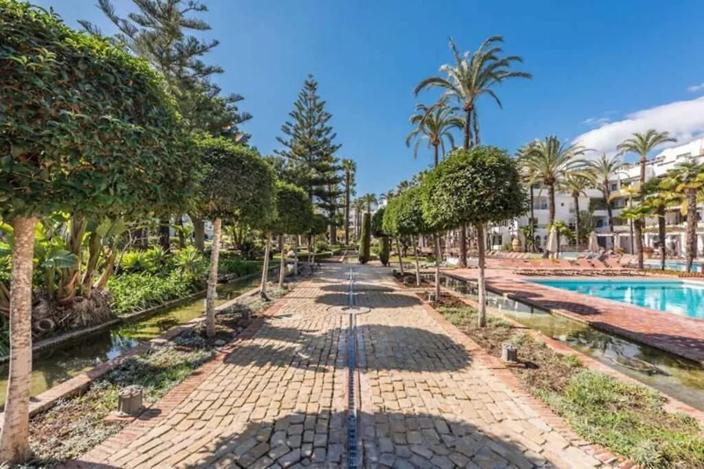 Puerto Banus Beach/Alcazaba Marbella